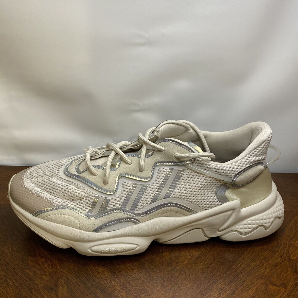 adidas Ozweego Men's Beige Lace Up Low Top Sneaker Shoes Size 9.5 FV9655